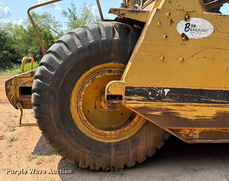 image for item NQ9687 1998 Caterpillar 623F elevating scraper