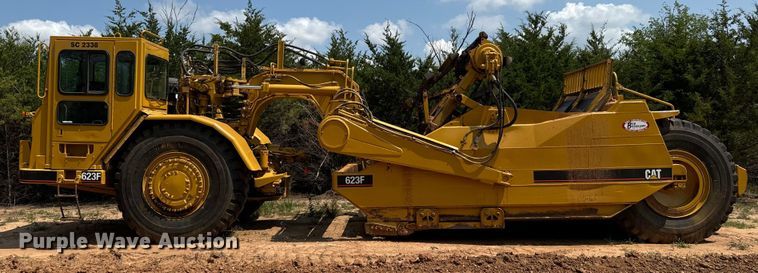 image for item NQ9688 1998 Caterpillar 623F elevating scraper