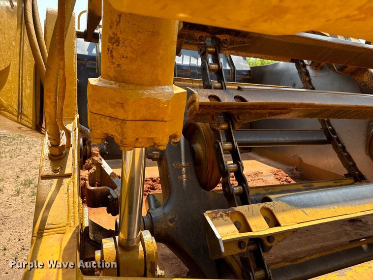 image for item NQ9688 1998 Caterpillar 623F elevating scraper