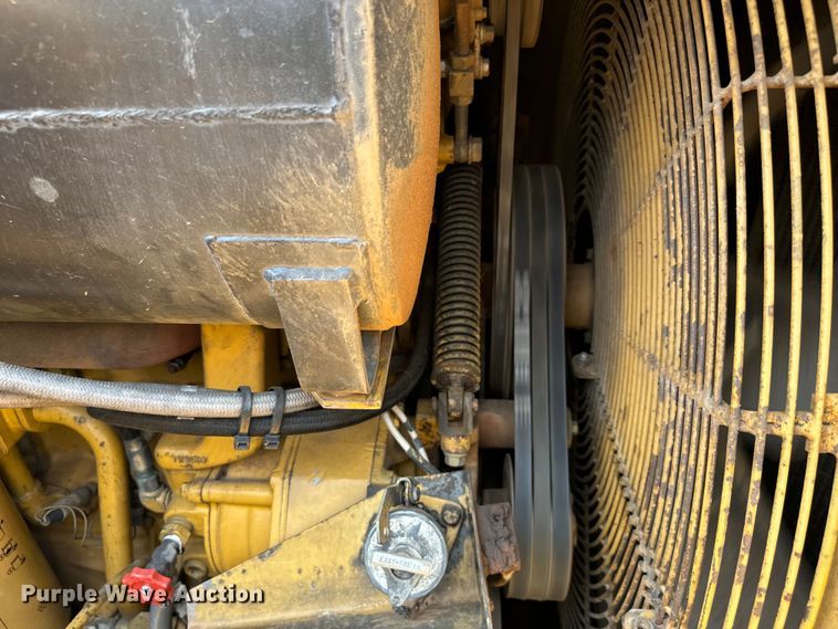 image for item NQ9688 1998 Caterpillar 623F elevating scraper