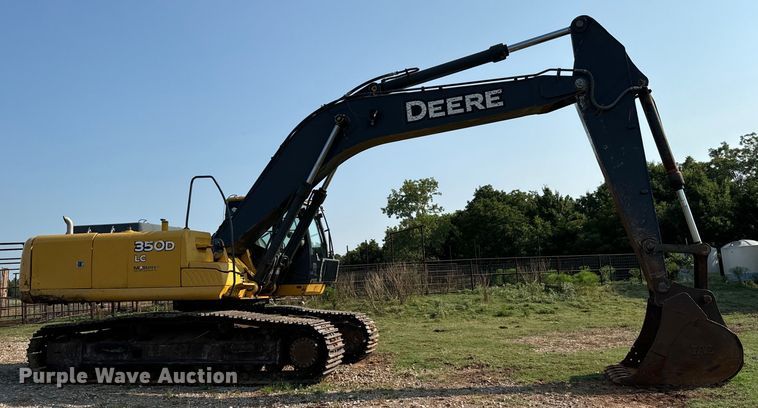 image for item NQ9689 2008 John Deere 350D LC excavator