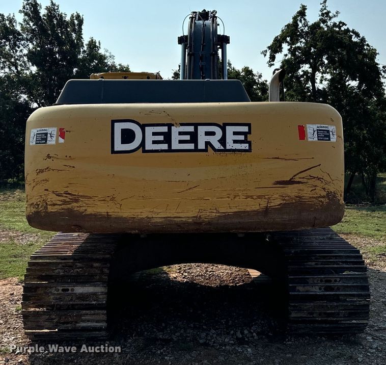 image for item NQ9689 2008 John Deere 350D LC excavator