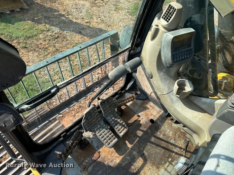 image for item NQ9689 2008 John Deere 350D LC excavator