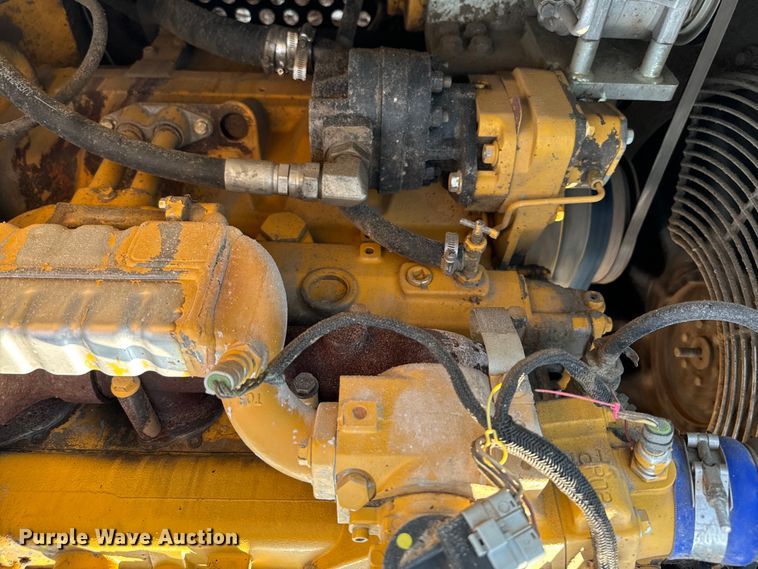 image for item NQ9689 2008 John Deere 350D LC excavator