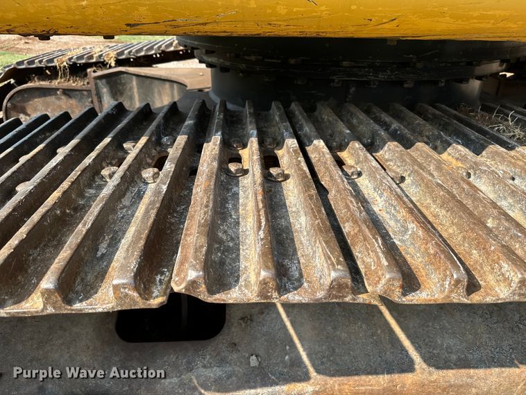 image for item NQ9689 2008 John Deere 350D LC excavator