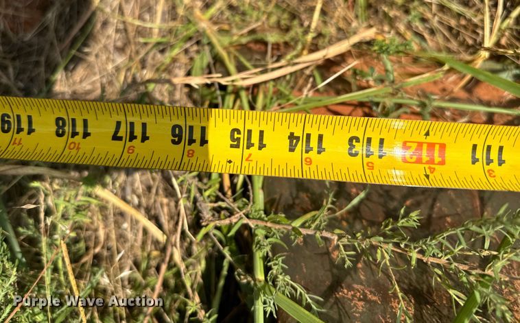 image for item NQ9695 2004 John Deere 700H LT dozer