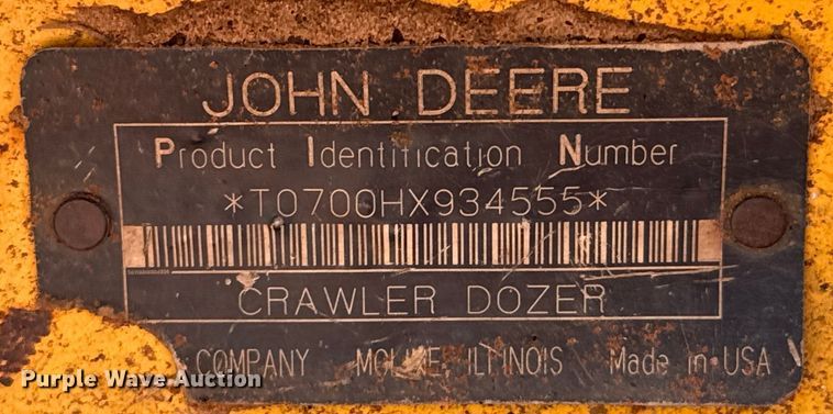 image for item NQ9695 2004 John Deere 700H LT dozer