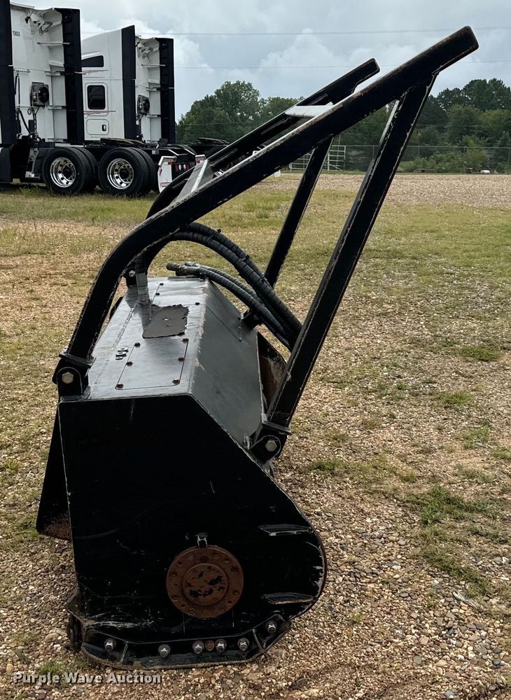 image for item NQ9697 Gyro-Trac 500HF skid steer mulcher