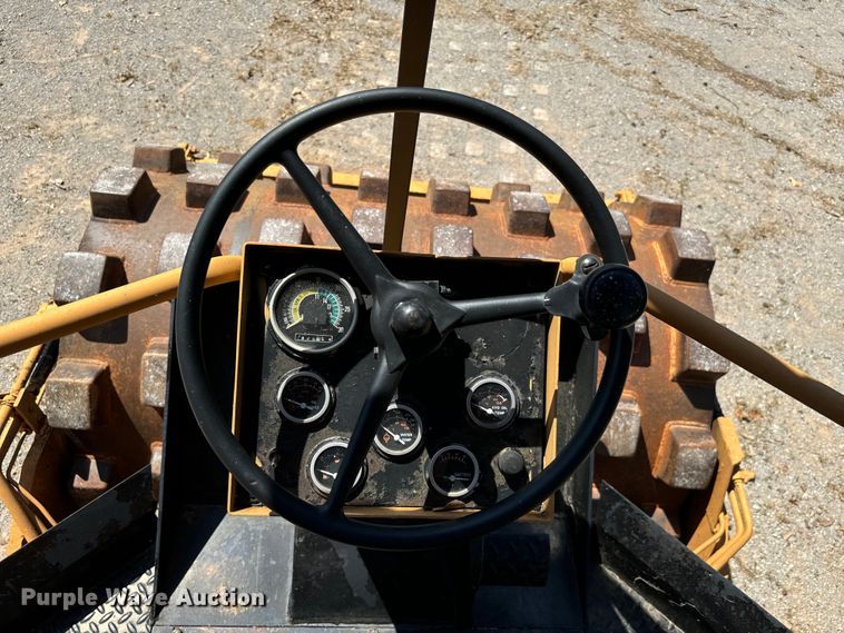 image for item NQ9706 1989 Dresser PD66A single drum vibratory roller