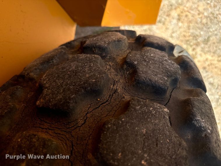 image for item NQ9706 1989 Dresser PD66A single drum vibratory roller