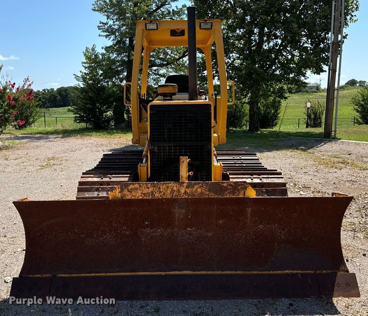 image for item NQ9707 1998 John Deere 550G dozer