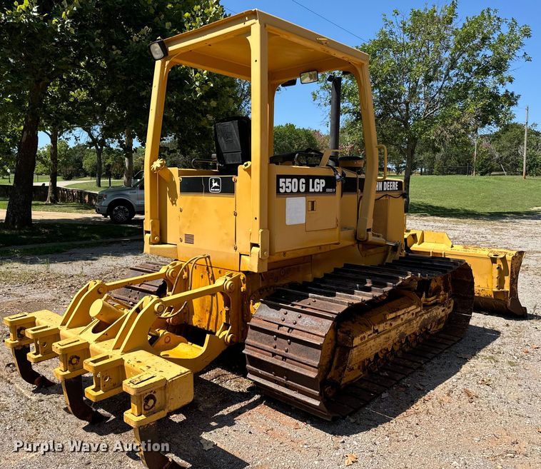 image for item NQ9707 1998 John Deere 550G dozer