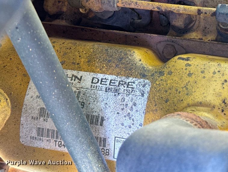 image for item NQ9707 1998 John Deere 550G dozer