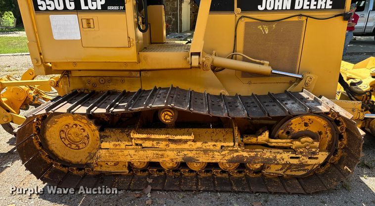 image for item NQ9707 1998 John Deere 550G dozer