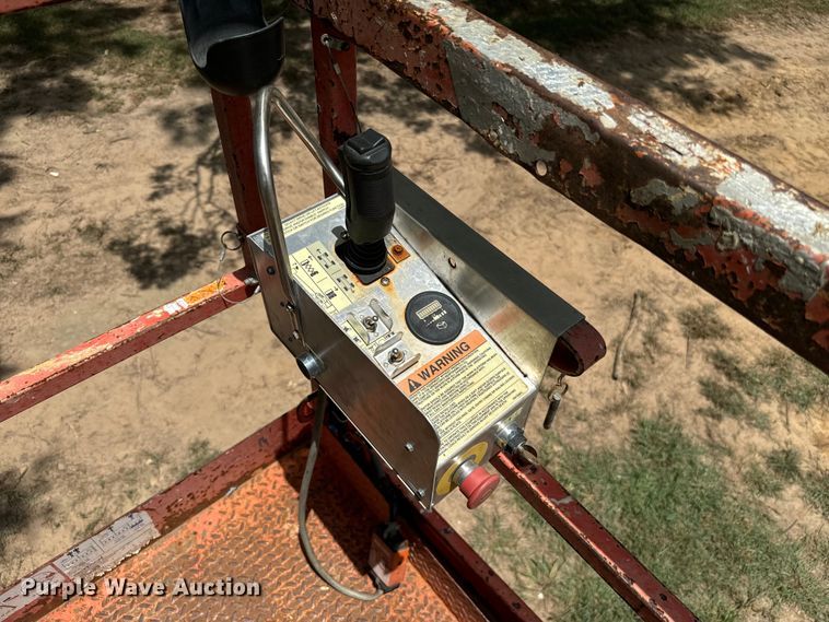 image for item NQ9710 Skyjack 3226 scissor lift