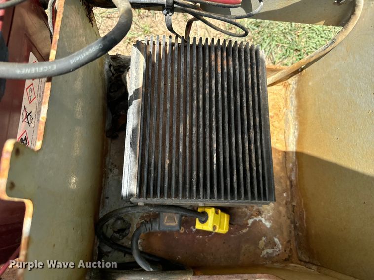 image for item NQ9710 Skyjack 3226 scissor lift