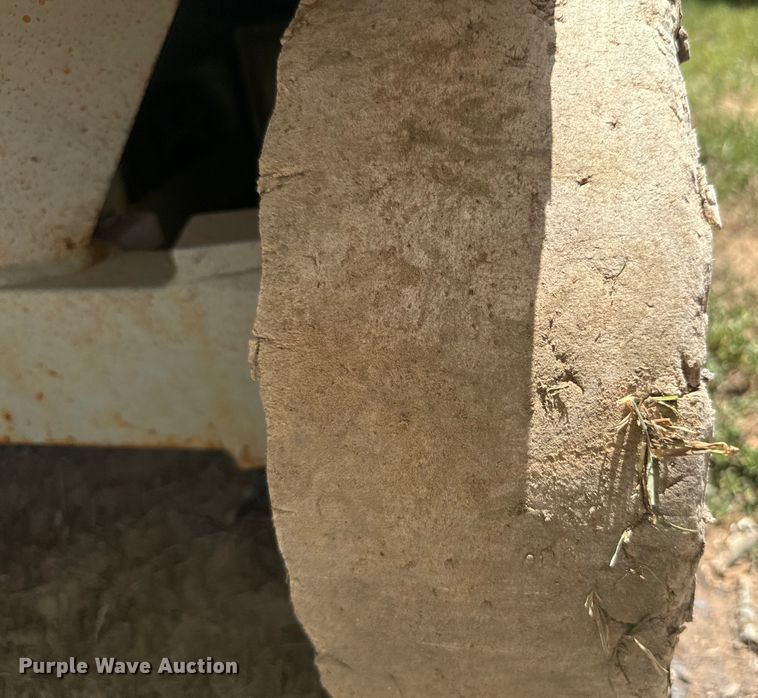 image for item NQ9710 Skyjack 3226 scissor lift