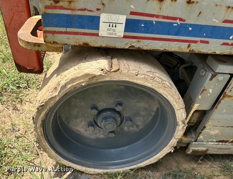 image for item NQ9710 Skyjack 3226 scissor lift