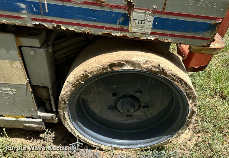 image for item NQ9710 Skyjack 3226 scissor lift