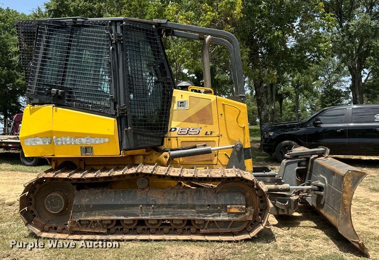 image for item NQ9711 2008 New Holland D85 dozer