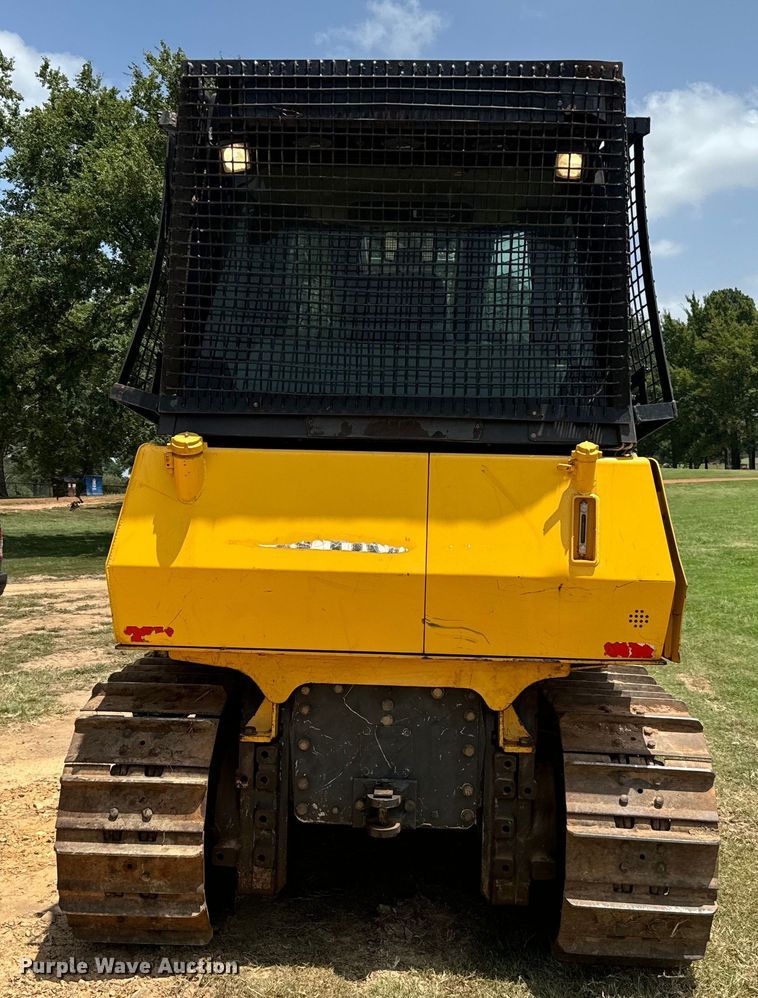 image for item NQ9711 2008 New Holland D85 dozer