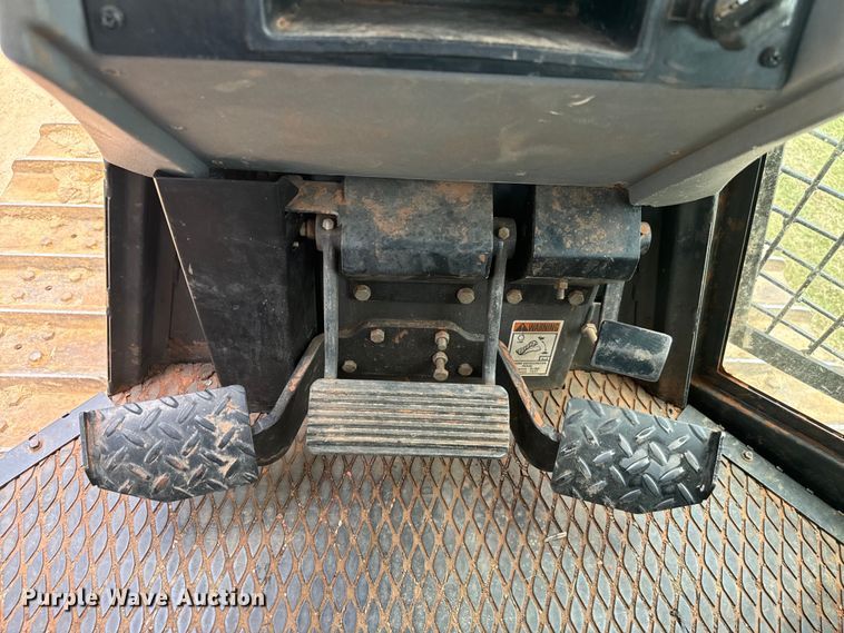 image for item NQ9711 2008 New Holland D85 dozer