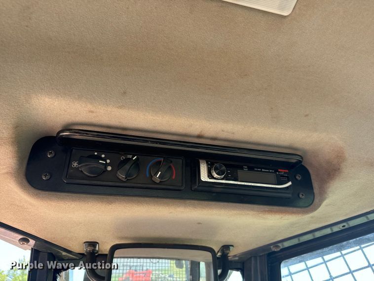 image for item NQ9711 2008 New Holland D85 dozer