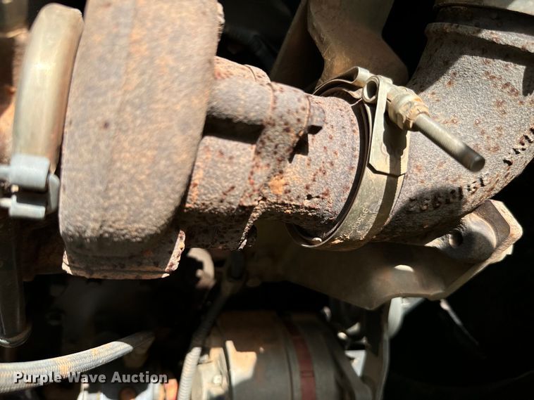 image for item NQ9711 2008 New Holland D85 dozer