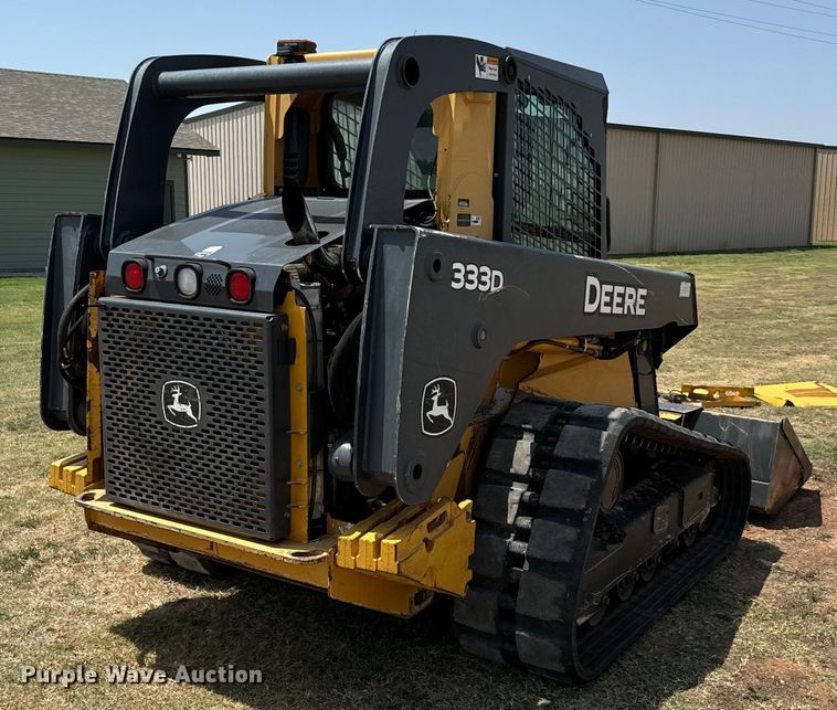 image for item NQ9713 2011 John Deere 333D tracked skid steer loader