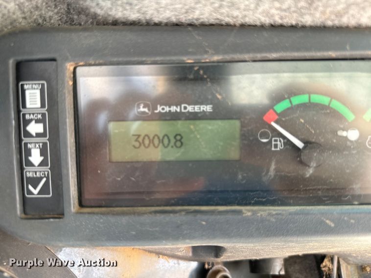 image for item NQ9713 2011 John Deere 333D tracked skid steer loader