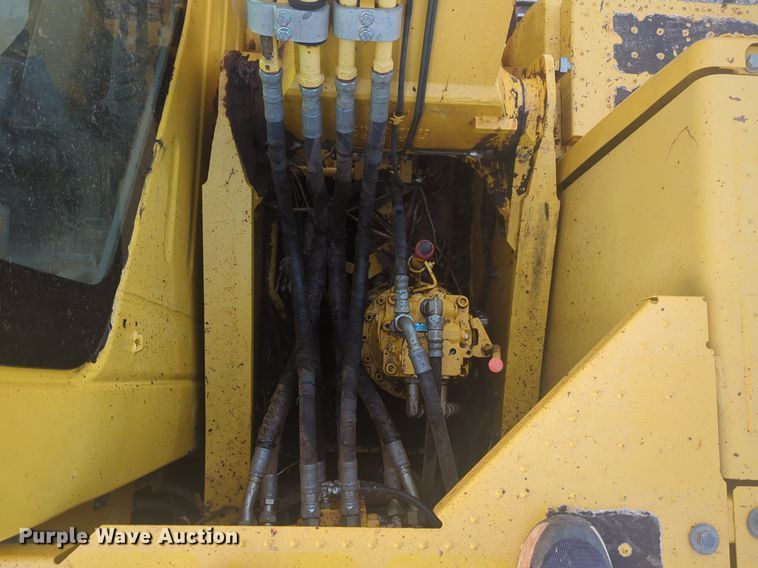 image for item NW9584 2015 Komatsu PC170LC-10 excavator
