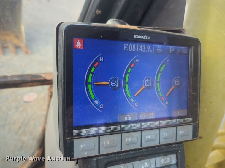 image for item NW9584 2015 Komatsu PC170LC-10 excavator