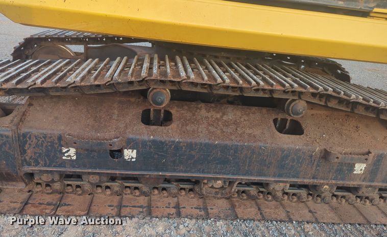 image for item NW9584 2015 Komatsu PC170LC-10 excavator