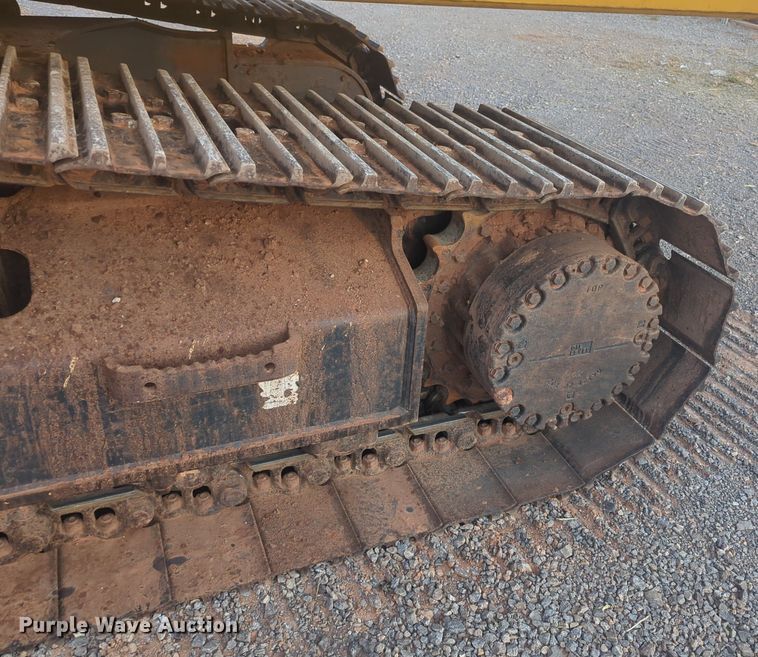 image for item NW9584 2015 Komatsu PC170LC-10 excavator