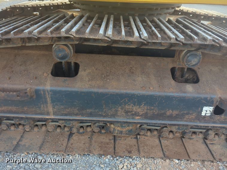 image for item NW9584 2015 Komatsu PC170LC-10 excavator