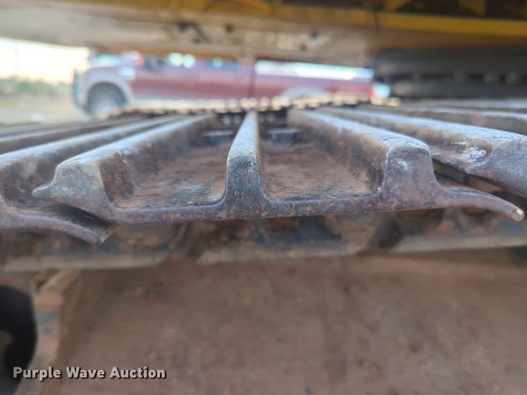 image for item NW9584 2015 Komatsu PC170LC-10 excavator