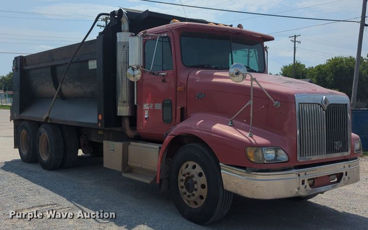 image for item NW9603 1999 International 9200 Eagle dump truck