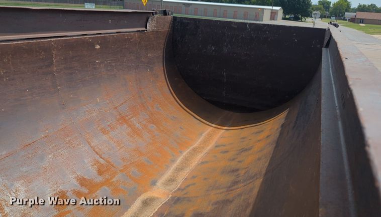 image for item NW9603 1999 International 9200 Eagle dump truck