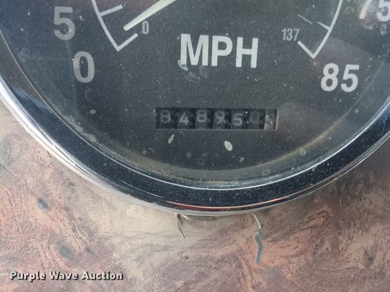 image for item NW9603 1999 International 9200 Eagle dump truck