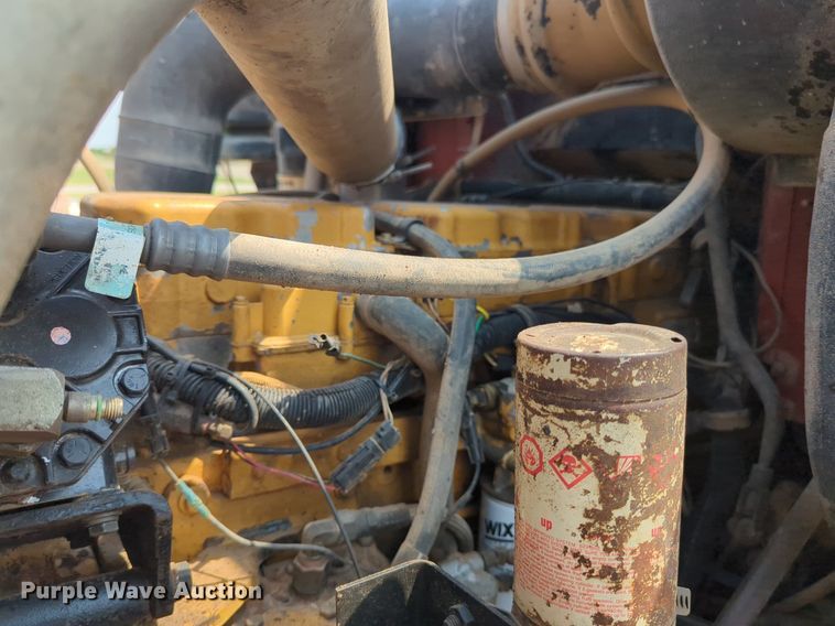 image for item NW9603 1999 International 9200 Eagle dump truck