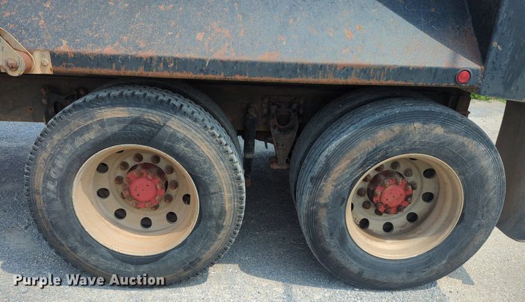 image for item NW9603 1999 International 9200 Eagle dump truck