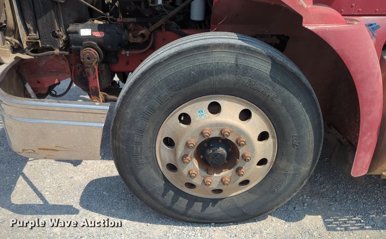 image for item NW9603 1999 International 9200 Eagle dump truck