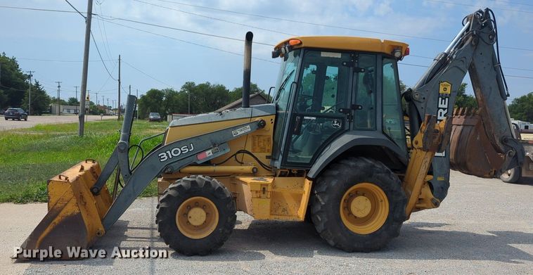 image for item NW9604 2008 John Deere 310SJ backhoe
