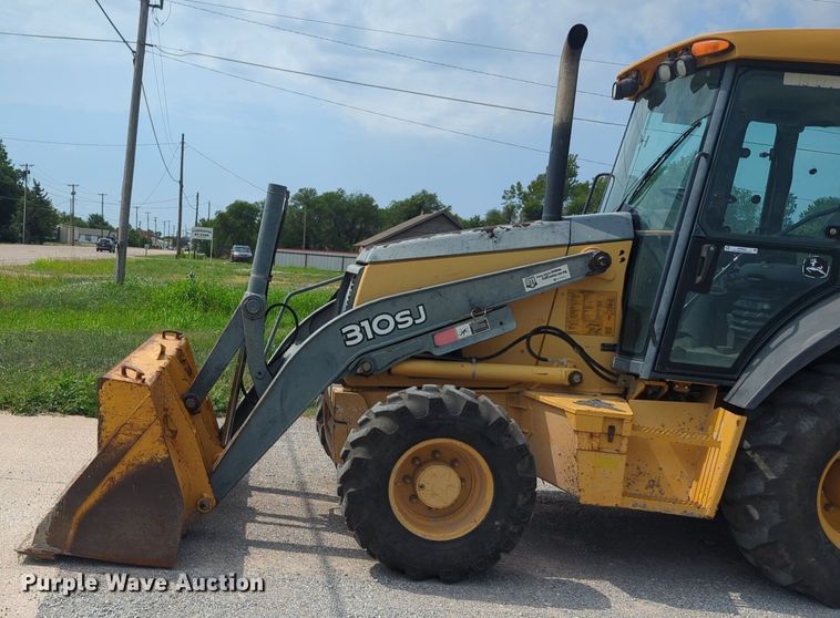 image for item NW9604 2008 John Deere 310SJ backhoe