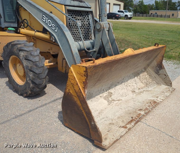 image for item NW9604 2008 John Deere 310SJ backhoe