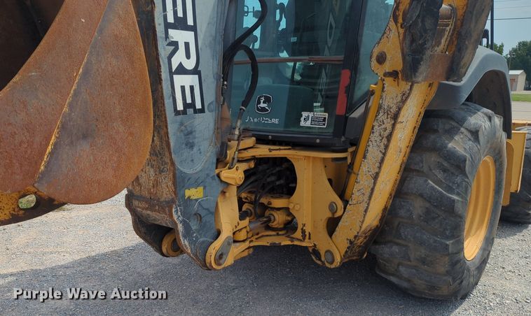 image for item NW9604 2008 John Deere 310SJ backhoe