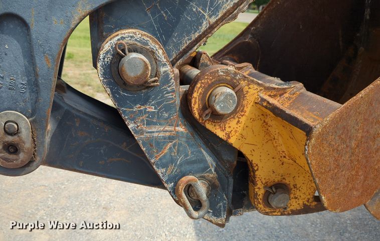 image for item NW9604 2008 John Deere 310SJ backhoe