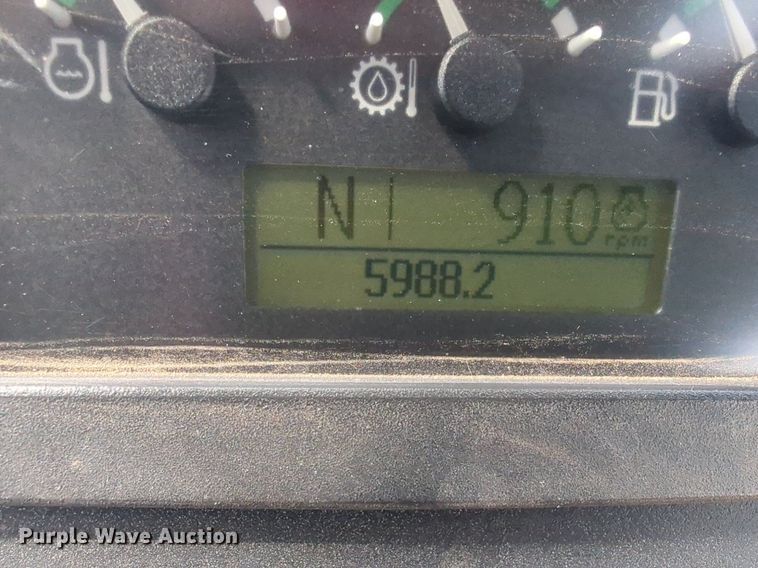 image for item NW9604 2008 John Deere 310SJ backhoe