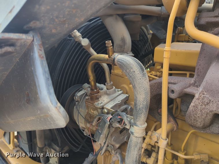 image for item NW9604 2008 John Deere 310SJ backhoe