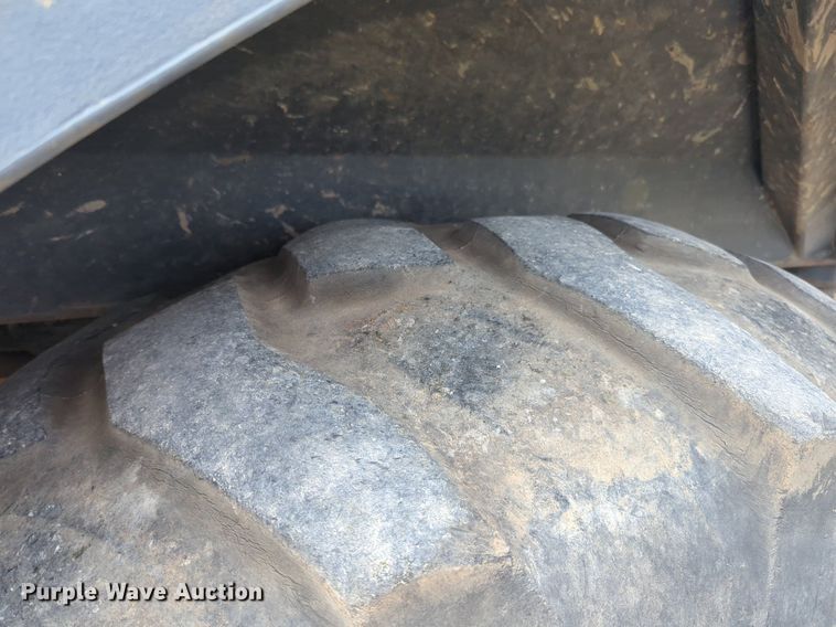 image for item NW9604 2008 John Deere 310SJ backhoe